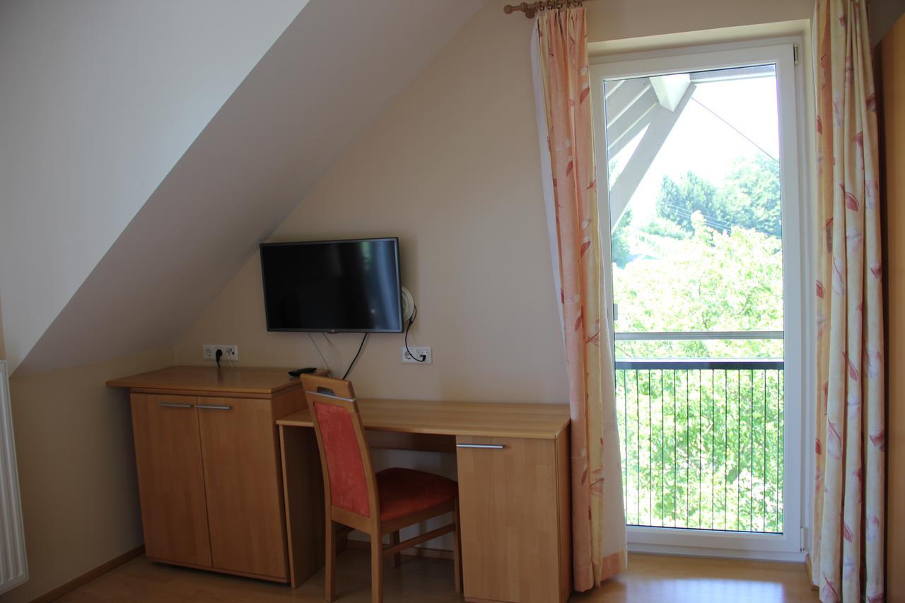 Zweytick Gaestezimmer Weingut Ratsch an der Weinstraße Buitenkant foto
