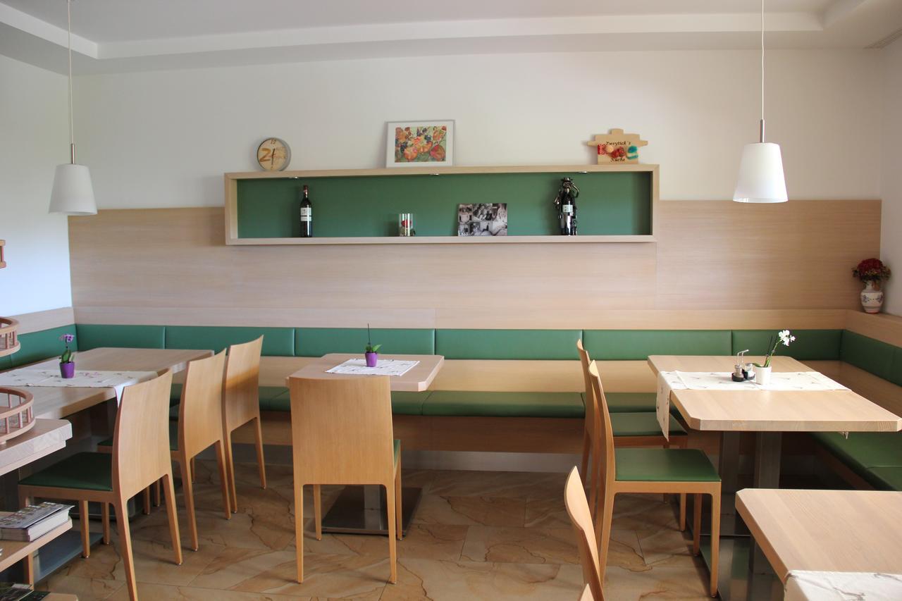 Zweytick Gaestezimmer Weingut Ratsch an der Weinstraße Buitenkant foto